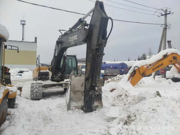 JOHN DEERE E260LC Экскаватор — Б/У, 2018 г.