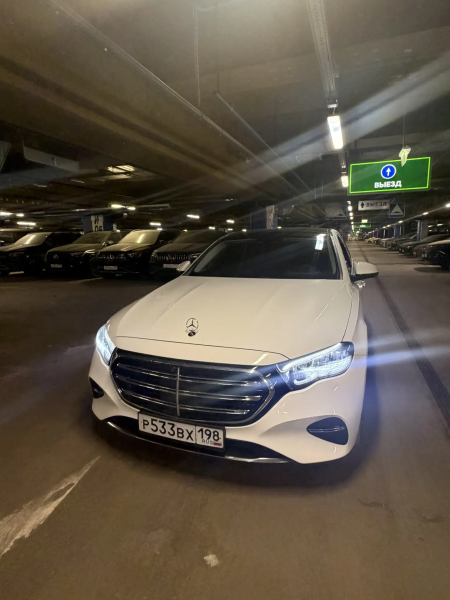 Mercedes-Benz E-CLASS — Б/У, 2025 г.