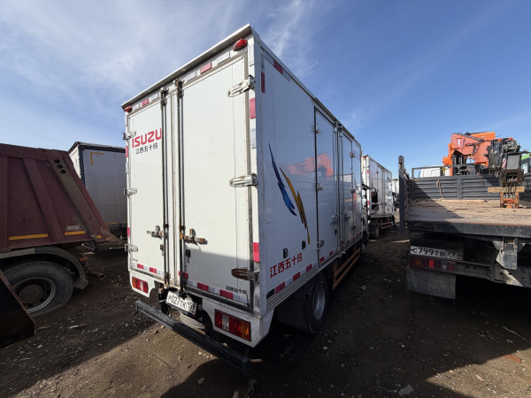 ISUZU ELF 4.5 (EC7) Изотермический — Б/У, 2023 г.