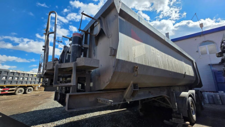 Grunwald 9453 Полуприцеп самосвальный 9453-0000011-60 — Б/У, 2023 г.