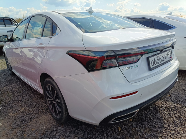 OMODA Life 1.5 CVT (I Поколение) — Б/У, 2023 г.