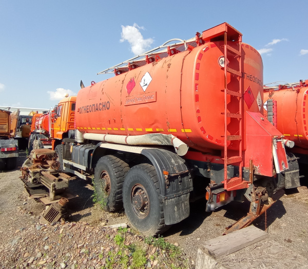 КАМАЗ 65224 6X6 Автоцистерна нефтепромысловая — Б/У, 2017 г.