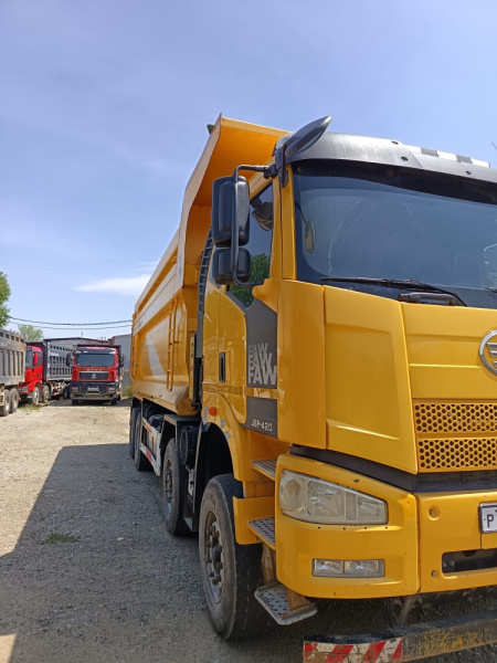 FAW J6 8x4 Самосвал СА3310Р66K24T4E5 — Б/У, 2023 г.