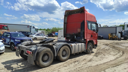 Shacman (Shaanxi) SX42584V324 — Б/У, 2022 г.