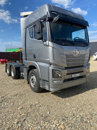 FAW JH6 6x4 Седельный тягач CA4250P25K15T1E5A80 — Б/У, 2023 г.