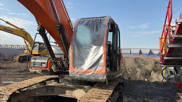 DEVELON (Hyundai Doosan Infracore Co., Ltd.) DX210-7M — Б/У, 2024 г. (Челябинск, новый)