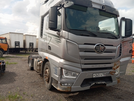 FAW J7 4x2 Седельный тягач CA4180P77K25E5 — Б/У, 2023 г.