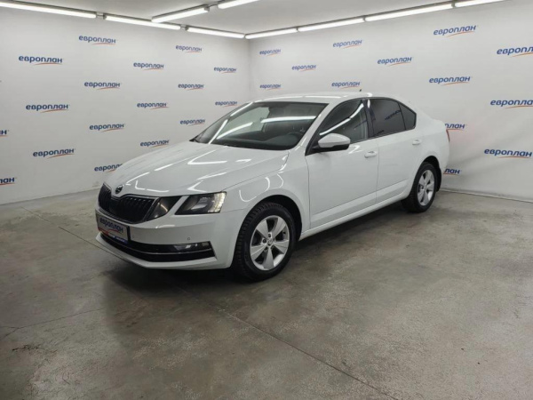Skoda Octavia — Б/У, 2019 г. (Москва, 108958 км)