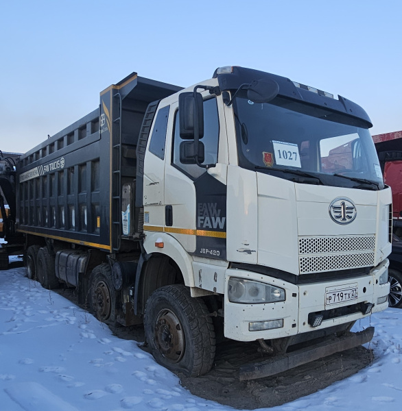 FAW J6* 8x4 Самосвал — Б/У, 2022 г.