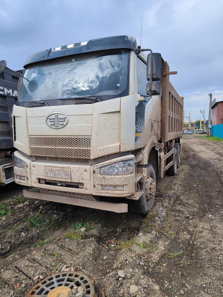 FAW J6 6x6 Самосвал CA3250P66K24L1TE5 — Б/У, 2023 г.