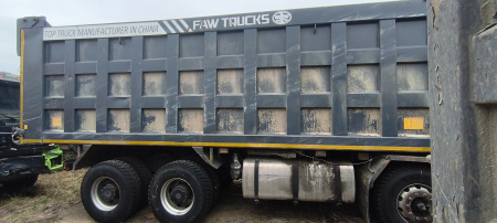 FAW J6 8x4 Самосвал СА3310Р66K24T4E5 — Б/У, 2022 г.