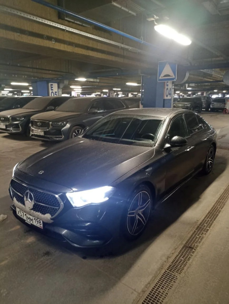 Mercedes-Benz E-CLASS — Б/У, 2025 г.