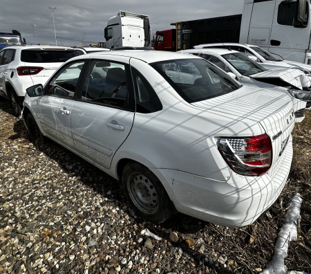 LADA Classic 1.6 90hp 5MT — Б/У, 2022 г.