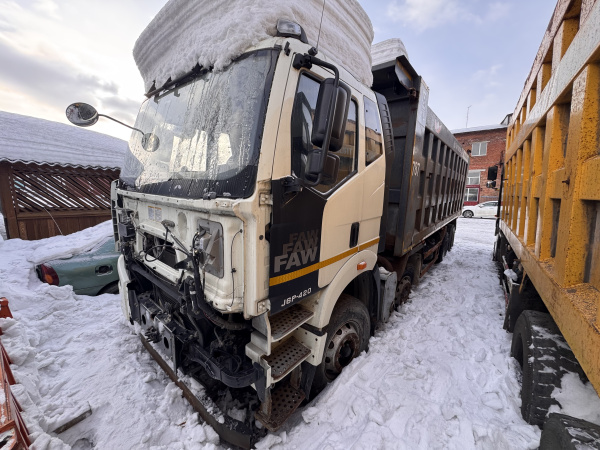 FAW CA 3310 8x4 Самосвал — Б/У, 2022 г.