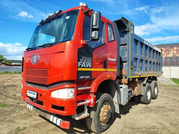 FAW (First Automotive Works) J6 6x6 CA3250P66K24L1TE5 — Б/У, 2022 г. (Иркутск, 148678 км)