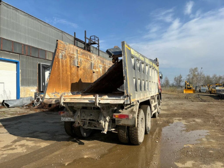 Howo ZZ 8x4 Самосвал ZZ3407S3867E — Б/У, 2023 г.