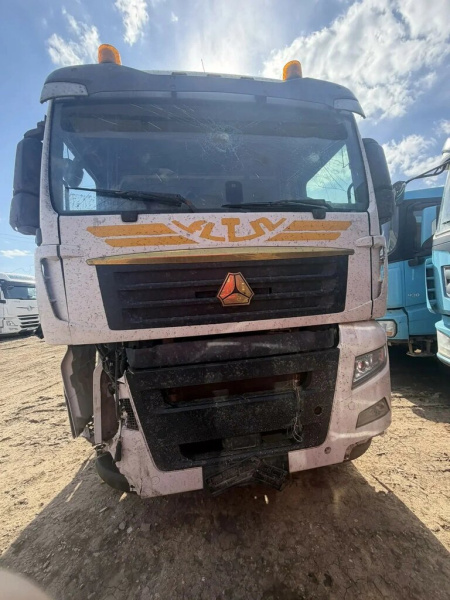 SITRAK C7H 4x2 Седельный тягач ZZ4186V361HE — Б/У, 2023 г.
