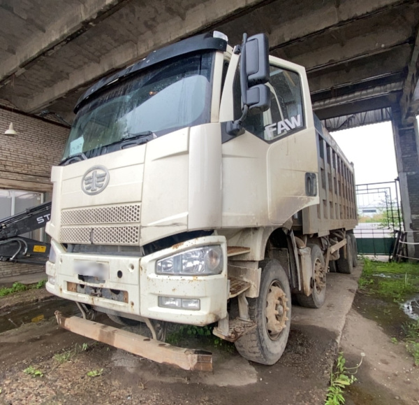 FAW СА3310Р66K24T4E5 — Б/У, 2023 г.