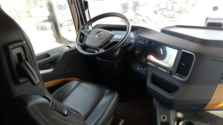 Shacman (Shaanxi) SX4188YY381 — Б/У, 2024 г.