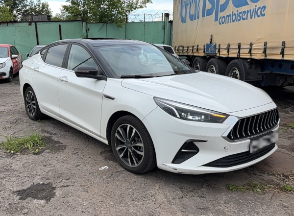 JAC Luxury 1.5T CVT — Б/У, 2023 г.