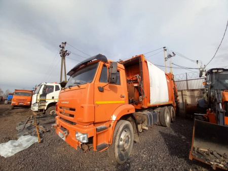 АРЗАМАССКИЙ ЗАВОД КОММУНАЛЬНОГО МАШИНОСТРОЕНИЯ КО-440 на шасси КамАЗ 65115 6x4 Мусоровоз КО-440В1-01 — Б/У, 2019 г.