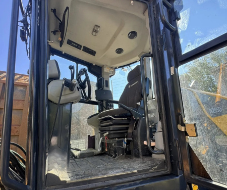 LIUGONG CLG4215D 6WD — Б/У, 2023 г.