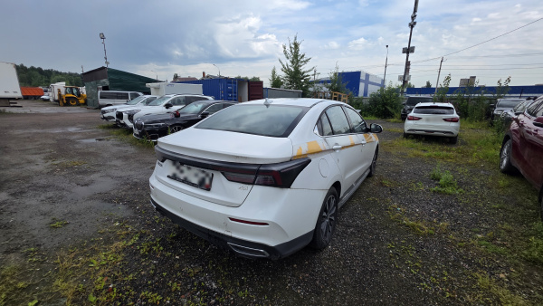 OMODA Life 1.5 CVT (I Поколение) — Б/У, 2023 г.
