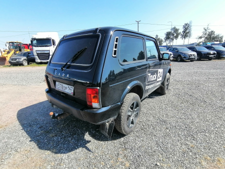 LADA NIVA Luxe 1.7 83hp 5 МТ — Б/У, 2023 г.