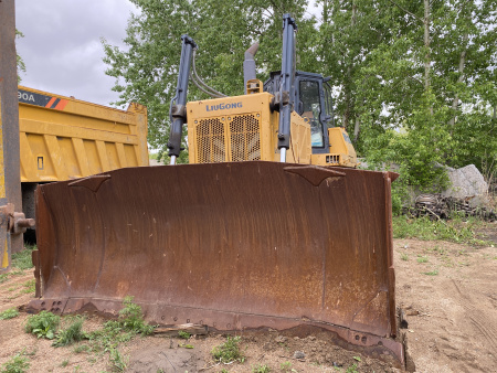 LiuGong CLGB Бульдозер CLGB 320 — Б/У, 2021 г.