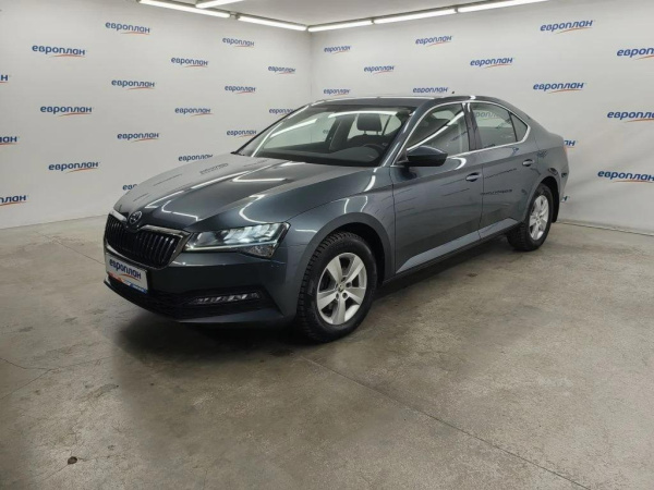 Skoda Superb — Б/У, 2020 г. (Москва, 76182 км)