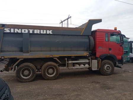 Howo T5G 6x4 Самосвал ZZ3257V384GE1 — Б/У, 2023 г.