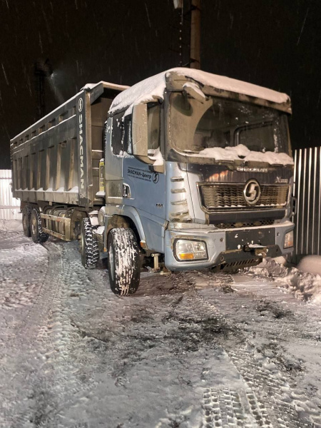 Shacman (Shaanxi) SX 8x4 Самосвал SX331863366 — Б/У, 2024 г.