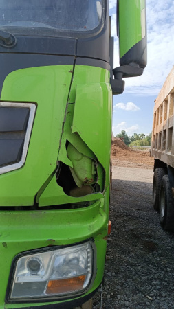 Shacman (Shaanxi) SX 8x4 Самосвал SX33186W366C — Б/У, 2023 г.