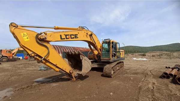 LGCE E6300 Экскаватор E6300F — Б/У, 2023 г.