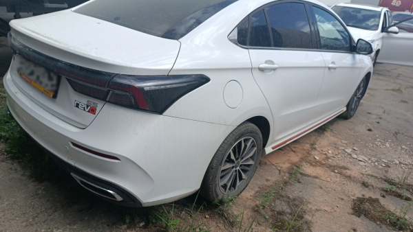 OMODA Life 1.5 CVT — Б/У, 2023 г.
