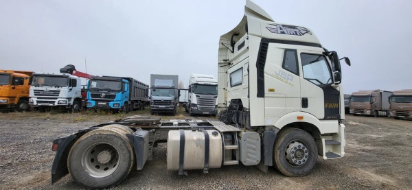 FAW CA 4180 4x2 Седельный тягач CA4180P66K25E5 — Б/У, 2023 г.