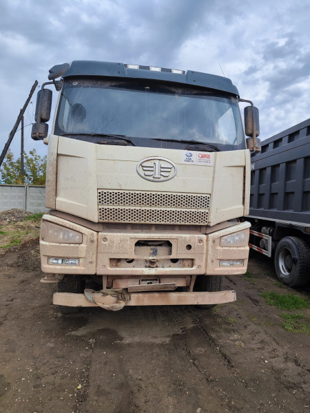 FAW J6 8x4 Самосвал СА3310Р66K24T4E5 — Б/У, 2023 г.