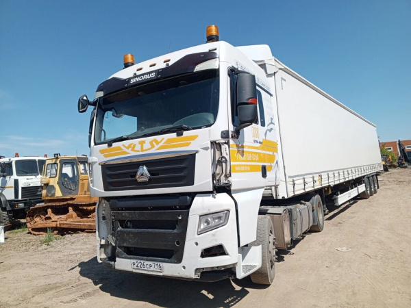 SITRAK C7H 4x2 Седельный тягач ZZ4186V361HE — Б/У, 2023 г.
