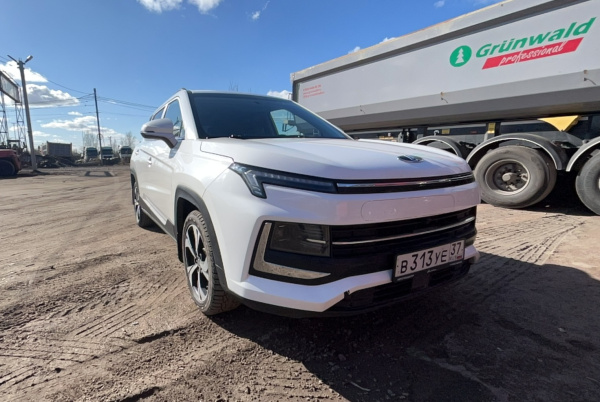 МОСКВИЧ Стандарт 1.5Т CVT — Б/У, 2023 г.