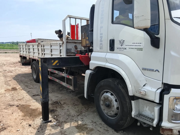 Isuzu Giga 4x2 Бортовой с КМУ — Б/У, 2024 г.