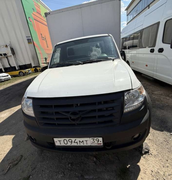 UAZ Промтоварный фургон длинная база Стандарт+ГБО двускатный мост 4х2 2.7 5MT — Б/У, 2024 г.