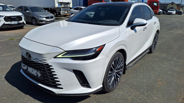 LEXUS Premium — Б/У, 2023 г.