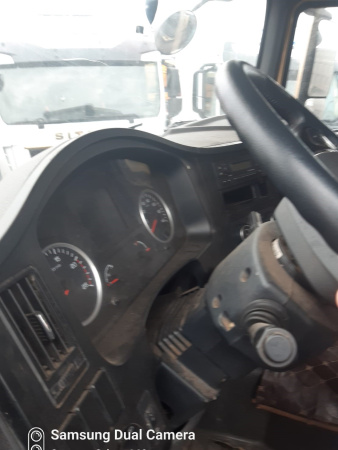 Shacman (Shaanxi) SX 6x6 Седельный тягач SX42586V385 — Б/У, 2022 г.