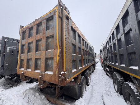 FAW J6* 8x4 Самосвал — Б/У, 2022 г.