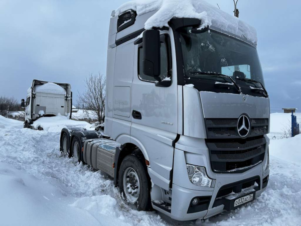 MERCEDES-BENZ 2648 6x4 Седельный тягач — Б/У, 2023 г.
