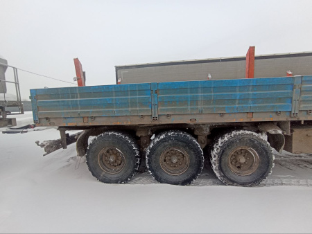 УралСпецТранс 94651 Полуприцеп бортовой — Б/У, 2022 г.