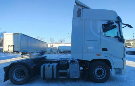 DongFeng GX 4x2 Седельный тягач DFH4180 — Б/У, 2023 г.