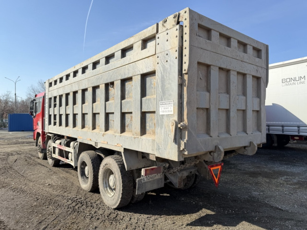 Shacman (Shaanxi) SX 8x4 Самосвал SX331863366 — Б/У, 2022 г.