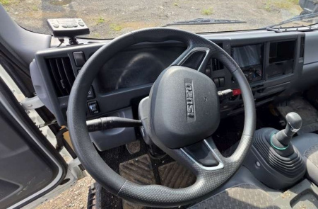 ISUZU ELF KV100 рефрижератор — Б/У, 2024 г.
