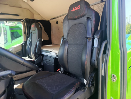 JAC K7 4x2 Седельный тягач — Б/У, 2023 г.